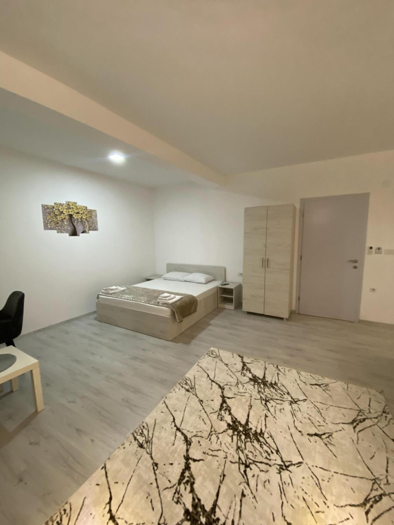 Hotel Focus Prilepo Exterior foto